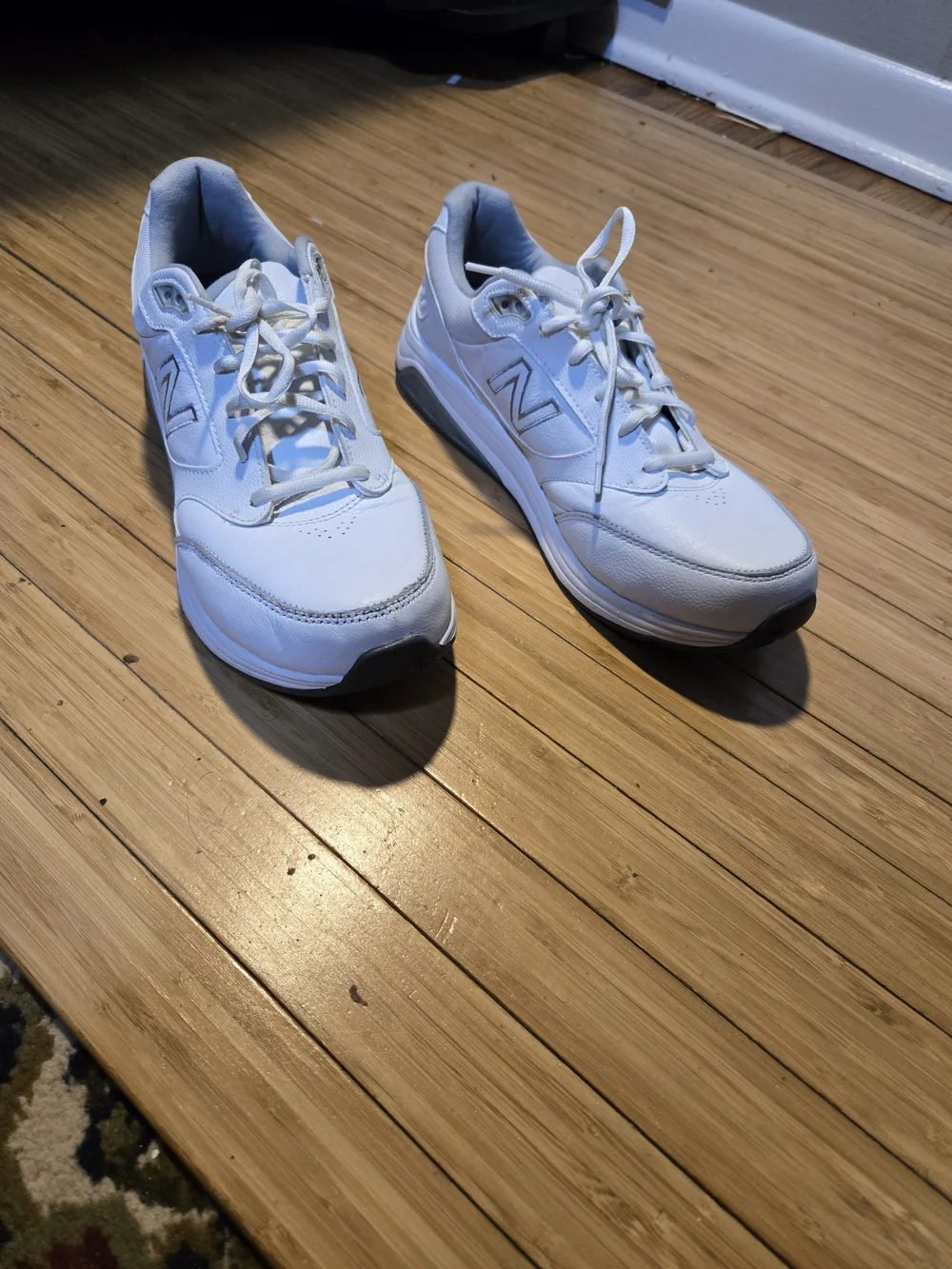 New Balance Men White Lace-Up Sneakers